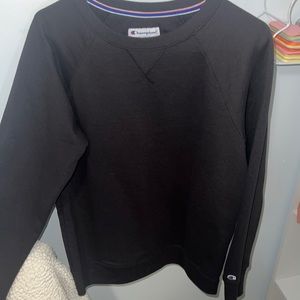 Champion simple black crew neck